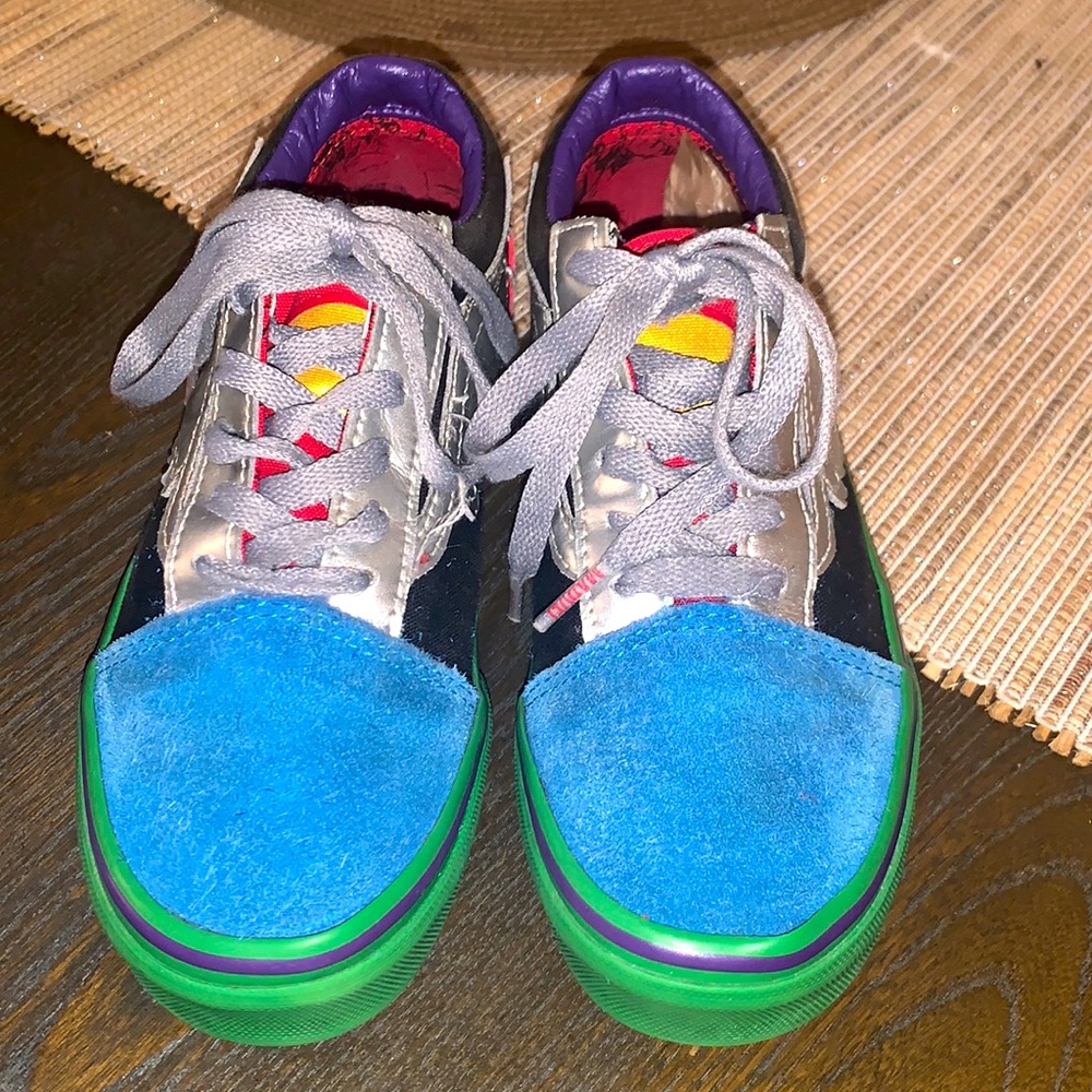Vans off the wall Marvel size 2.0